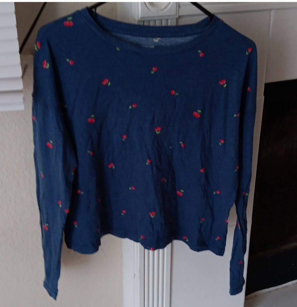 Bundle Vs Pink Clothing - image 7